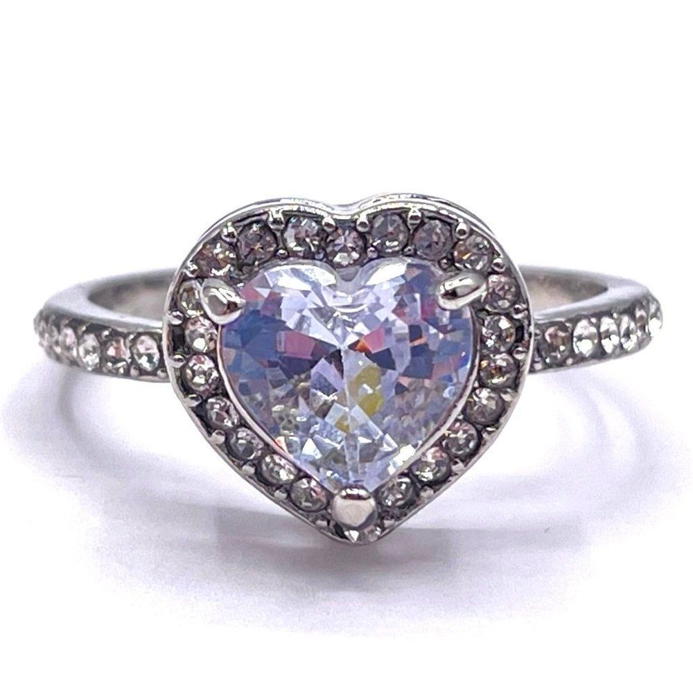 .925 Sterling Silver with White Cubic Zirconia Heart Ring Size 9.5